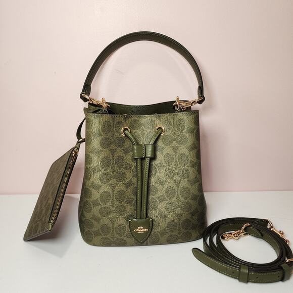 NWT Coach CBH07 Rowan Bucket Bag In Signature Canvas Gold/Olive - Picture 1 of 11